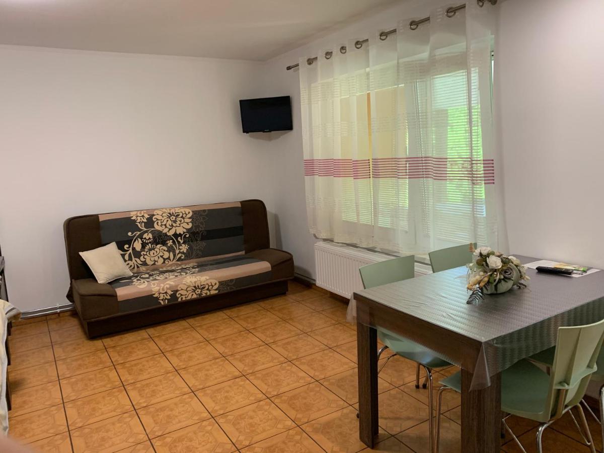Podhájska Bungalovy Classic מראה חיצוני תמונה