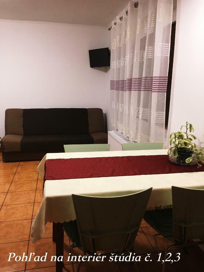 Podhájska Bungalovy Classic מראה חיצוני תמונה