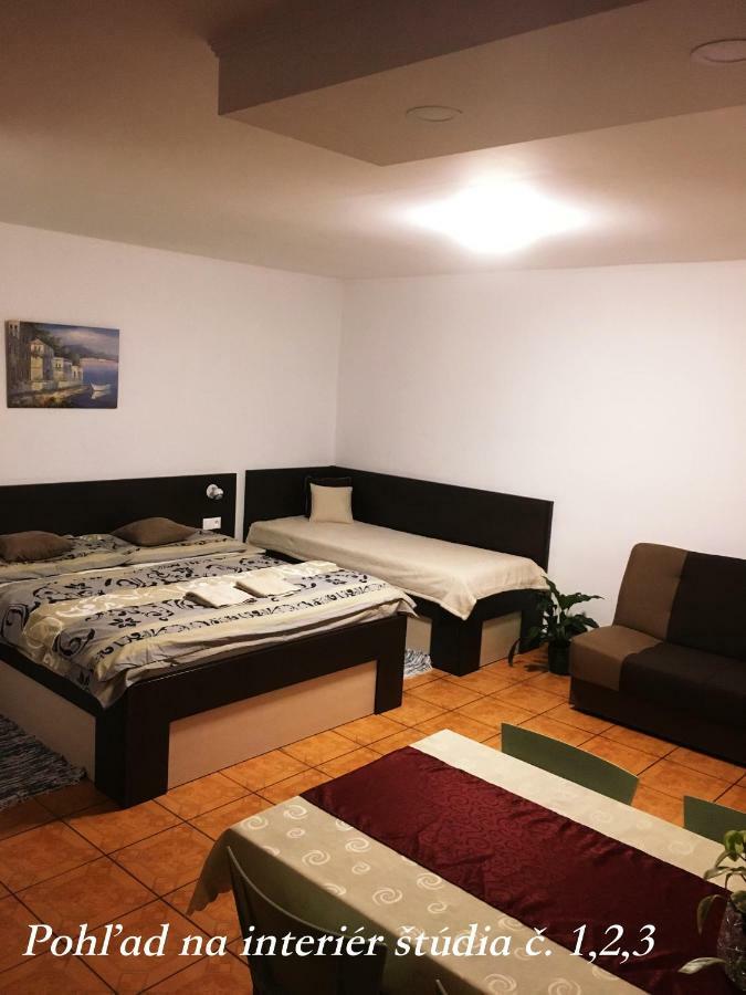 Podhájska Bungalovy Classic מראה חיצוני תמונה